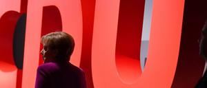 Angela Merkel auf einem Parteitag ihrer CDU - ein solches Bild hat es seit ihrem Ausscheiden aus der politischen Verantwortung nicht mehr gegeben.