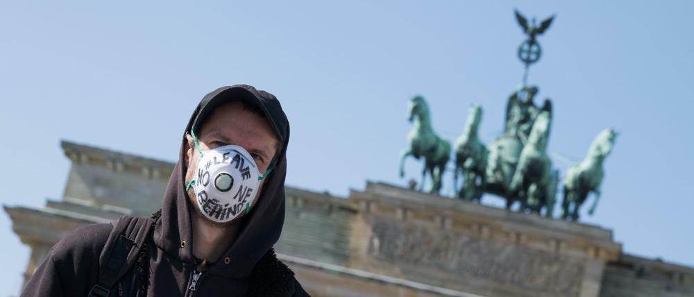 #LeaveNoOneBehind-Protest am Sonntag am Brandenburger Tor. 