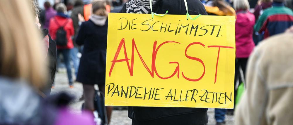 Impfdebakel, Lockdown-Marathon und Sorge vor Ansteckung: Die Stimmung der Deutschen kippt.