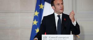 Frankreichs Staatschef Emmanuel Macron nach dem EU-Videogipfel vom Donnerstag.