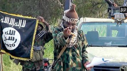 Herr des Grauens. Der Anführer von Boko Haram, Abubakar Shekau, hier auf einem Foto aus dem Oktober 2014.