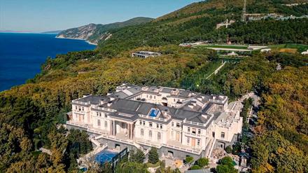 Größer als Monaco ist das Anwesen, auf dem der Palast steht.