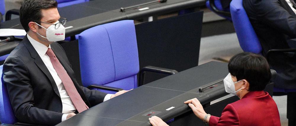 Die LIberalen Marco Buschmann und Christine Aschenberg-Dugnus in der Bundestagsdebatte zu Änderungen im Infektionsschutzgesetz am Mittwoch.