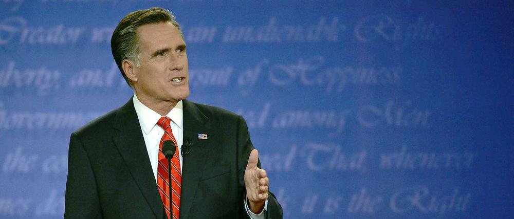 Überraschungserfolg für Mitt Romney: Die erste TV-Debatte gewinnt der Republikaner.