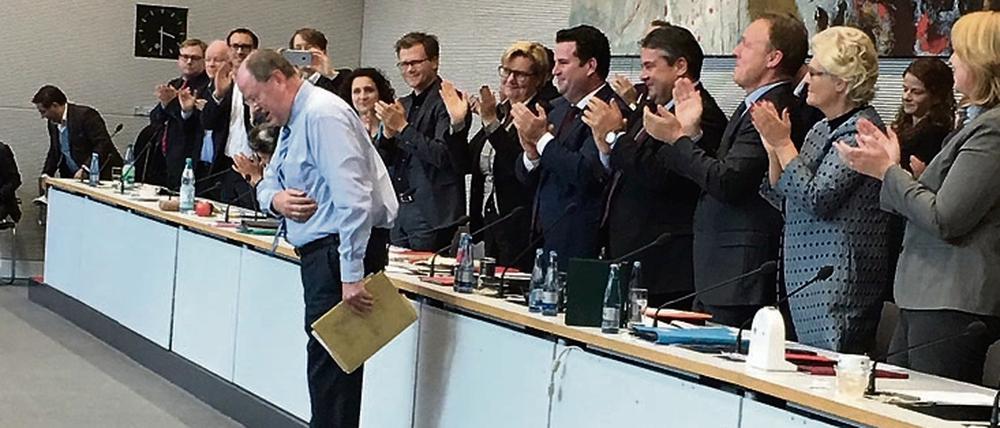 Peer Steinbrück (SPD) bei seinem Abschied von der SPD-Bundestagsfraktion am Dienstag.