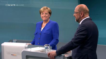 Zwei, die sich verstehen: Angela Merkel und Martin Schulz beim so genannten "TV-Duell".