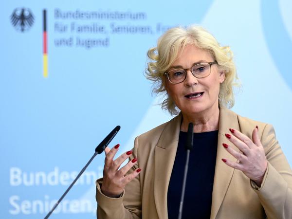 Bundesministerin der Justiz und für Verbraucherschutz: Christine Lambrecht (SPD).