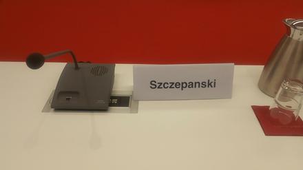 Die Vernehmung Carsten Szczepanskis wurde akustisch in einen anderen Saal des Landtags übertragen.