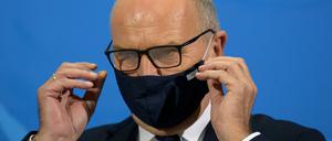 Brandenburgs Ministerpräsident Dietmar Woidke (SPD) rät zu Vorsicht.