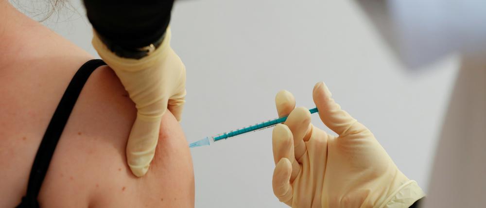 Brandenburg leidet massiv unter Impfstoffmangel.