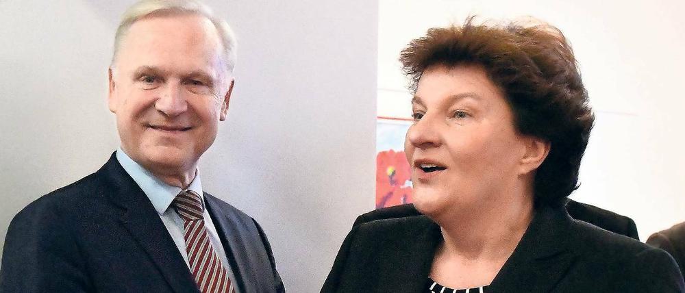 Fehde mit Folgen. Die Ermittlungen gegen Dieter Dombrowski könnten die Zusammenarbeit zwischen ihm und Landtagspräsidentin Britta Stark gefährden.