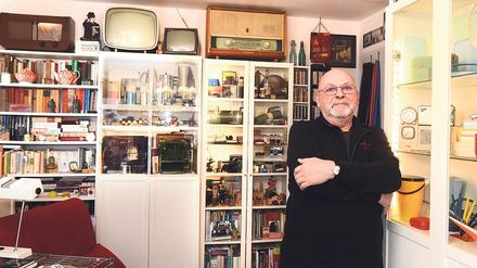 Der Berliner Günter Höhne unterhält eine der größten privaten Sammlungen mit DDR-Produkten.