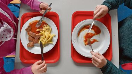 In Brandenburgs Kindertagesstätten und Schulen sollen mehr gesunde Lebensmittel aus regionaler Herstellung auf den Tisch. Das Anliegen des neu gegründeten Ernährungsrates Brandenburg steht sogar im Kenia-Koalitionsvertrag.