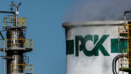 In der PCK-Raffinerie im brandenburgischen Schwedt wird seit Jahrzehnten russisches Öl verarbeitet. 