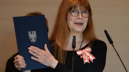Die Sängerin Katja Ebstein erhielt 2015 den brandenburgischen Verdienstorden. Für Brandenburg nimmt sie an der Bundesversammlung teil, die den Bundespräsidenten wählt.