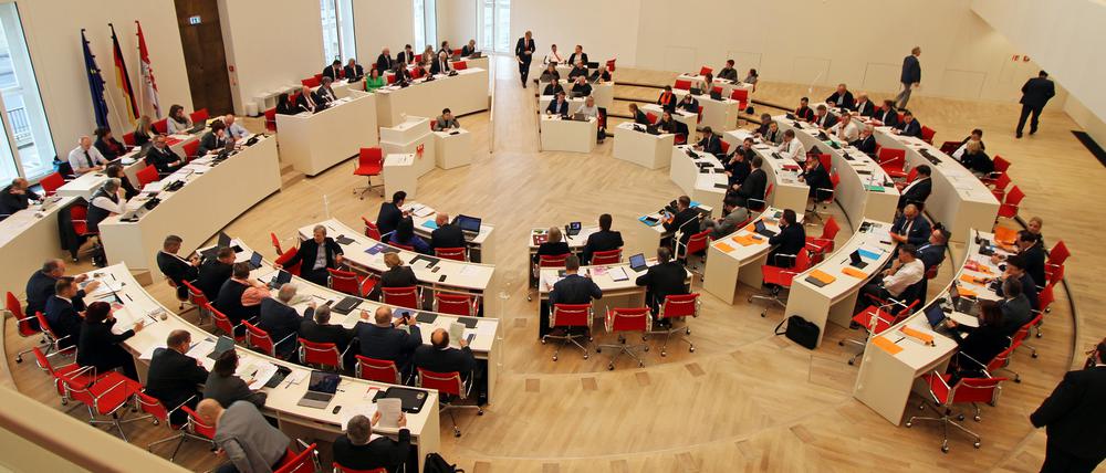 Der brandenburgische Landtag kommt zu einer Sondersitzung zusammen.