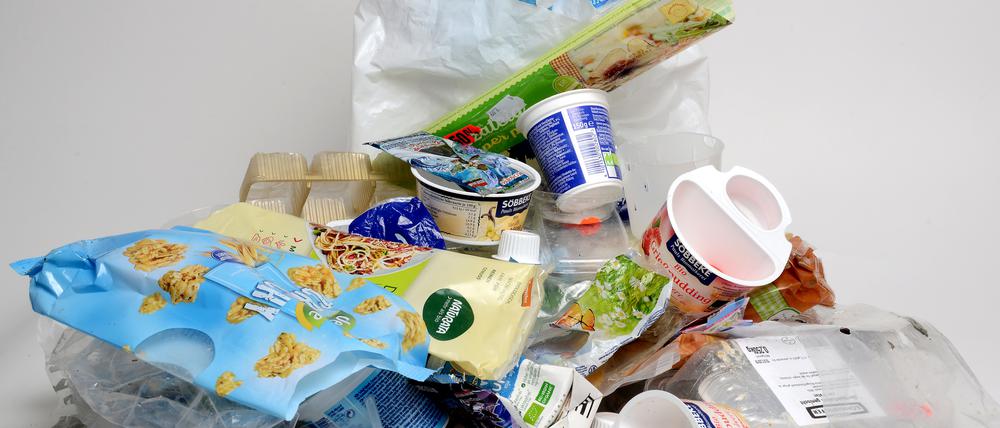 Zu viel Plastik: Die Brandenburger Landesregierung will Mehrwegverpackungen fördern.