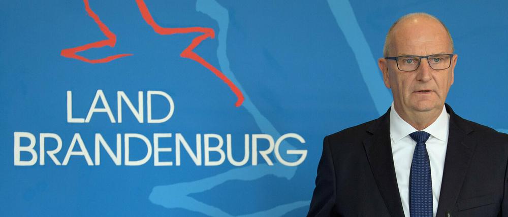 "Wir kommen jetzt zum Ende des Sommers in schwierige Monate", sagte Brandenburgs Ministerpräsident Dietmar Woidke (SPD) am Dienstag.