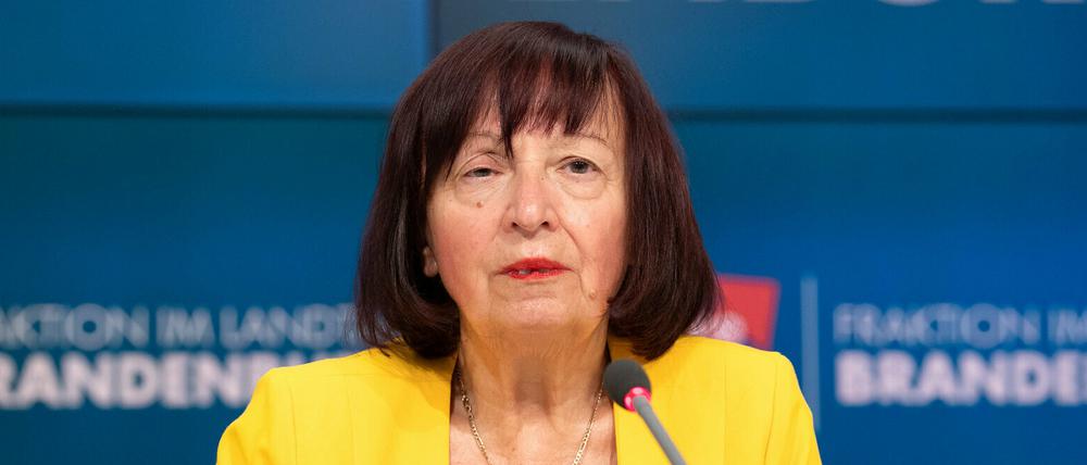 Marianne Spring-Räumschüssel, Kandidatin der AfD für das Amt der Alterspräsidentin des Landtages.