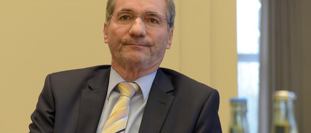 Der frühere brandenburgische Ministerpräsident und zeitweilige Flughafen-Aufsichtsratschef Matthias Platzeck (SPD) äußerte sich im Untersuchungsausschuss zum neuen Hauptstadtflughafen.