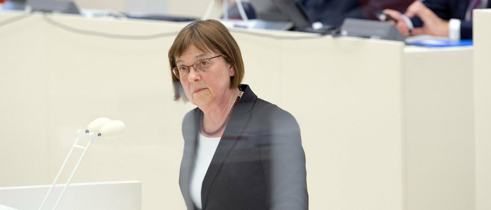 Gesundheitsministerin Ursula Nonnemacher (Grüne) während der Sondersitzung des Landtags am Donnerstag.