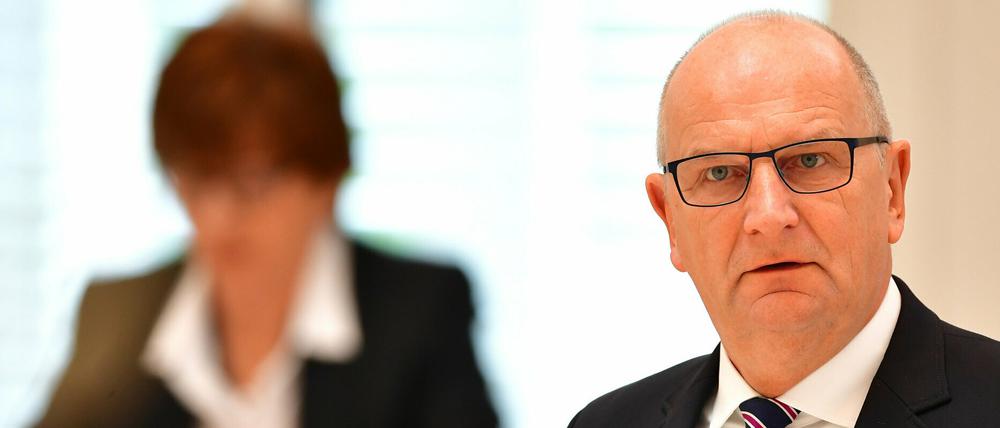 Brandenburgs Ministerpräsident Dietmar Woidke (SPD) während der Sondersitzung des Landtages.