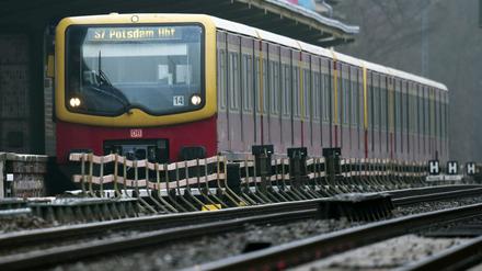 Auf der nach Potsdam führenden S-Bahnlinie 7 waren im September nur 94,1 Prozent der Züge pünktlich.