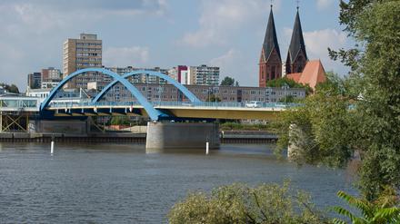 Die Stadtbrücke zwischen Frankfurt (Oder) und dem polnischen Slubice.
