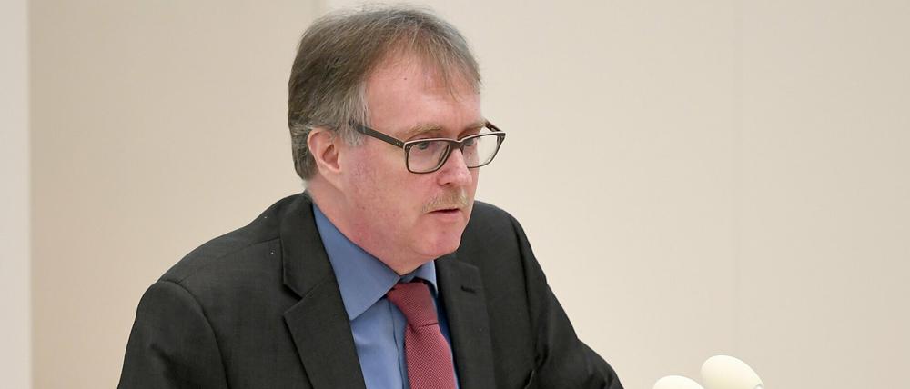 Die Opposition im Landtag wirft Justizminister Stefan Ludwig vor, die Gerichte und Staatsanwaltschaften nicht mit ausreichend Personal ausgestattet zu haben. 