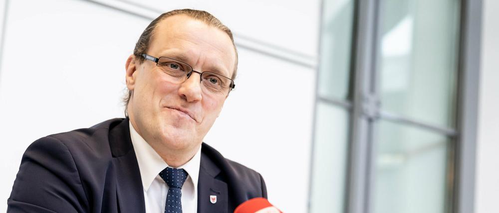 Steffen Königer, ehemaliges Mitglied im AfD-Bundesvorstand, tritt aus der Partei aus.