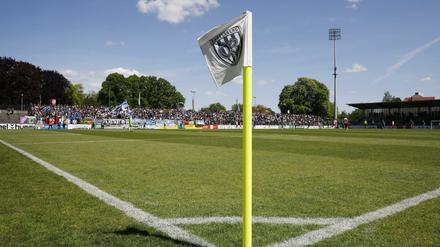 Ab sofort erlaubt Brandenburg wieder mehr Fans bei Sportveranstaltungen wie im Karl-Liebknecht-Stadion - hier ein Bild von 2019.