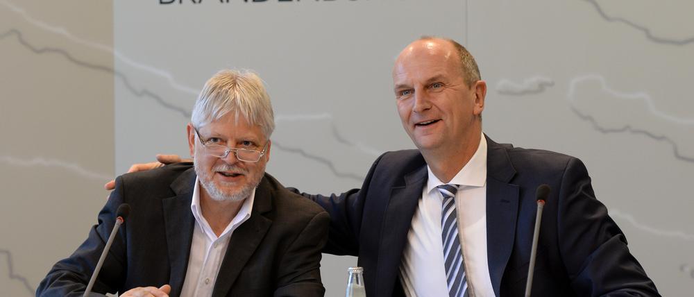 Brandenburgs Ministerpräsident Dietmar Woidke (r.) wirbt für Verständnis für Justizminister Helmuth Markov.