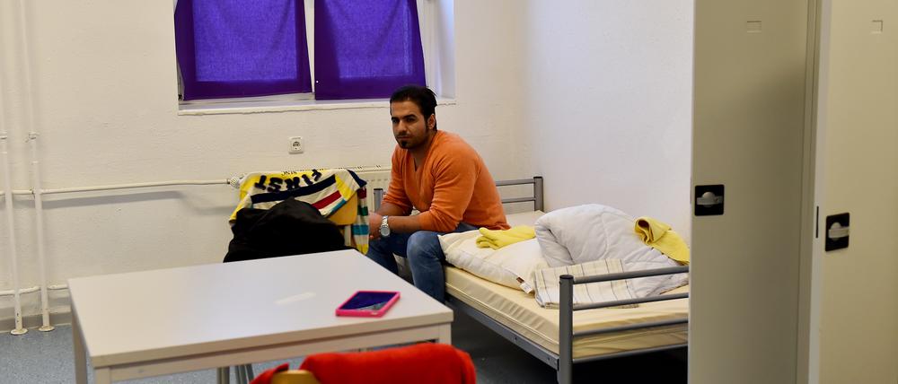 Der 29-jährige Iraner Mohammed war einer der ersten Flüchtlinge, die aus Berlin in die Erstaufnahme in Wünsdorf kamen.