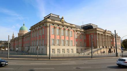 Attikafiguren Landtag Potsdam (Klaer)
