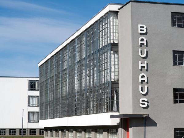 Eine dreiteilige Vortragsserie zu 100 Jahren Bauhaus startet heute in der Urania Potsdam.