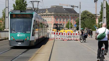 Potsdam wichtigste Straßenbahntrasse wird unterbrochen.
