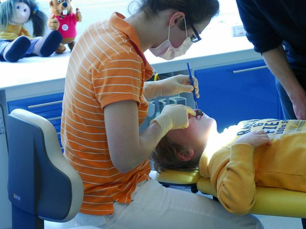Viele Brandenburgs Kinder und Jugendliche haben schlechte Zähne.
