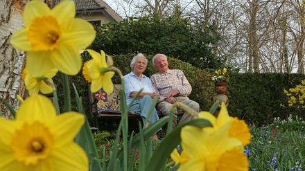 Christa und Konrad Näser öffnen am Sonntag wieder ihren Blütengarten in der Amundsenstraße für Besucher.