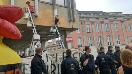 Zum Ende des Protestcamps hatten Abriss-Gegner das FH-Gebäude symbolisch neu gestrichen. 