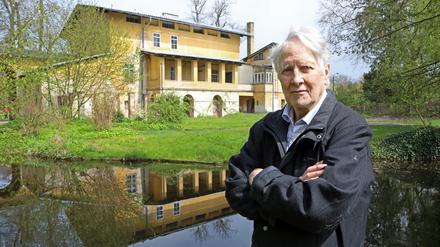 Joachim Schmidt ist Nachfahr des Hofgärtners Carl Handtmann, der in der Meierei am Kuhtor lebte.