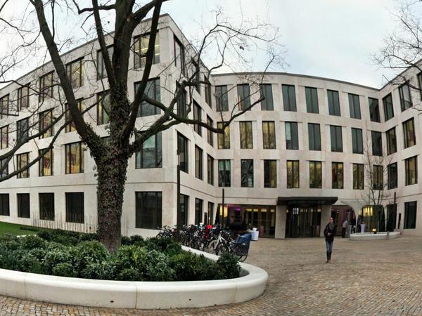 Die Kassenärztliche Vereinigung hat ihren Sitz in der Potsdamer Pappelallee.