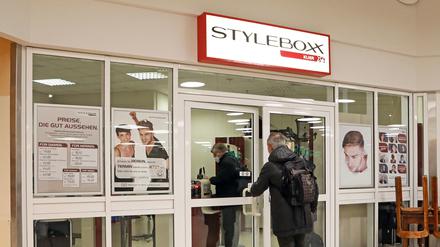 Der Salon "Styleboxx" in den Bahnhofspassagen ist eine von mehreren Filialen der Friseurkette Klier in Potsdam.
