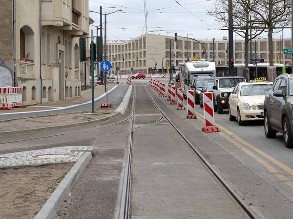 Die Tramgleise am Leipziger Dreieck sollen ab April genutzt werden.
