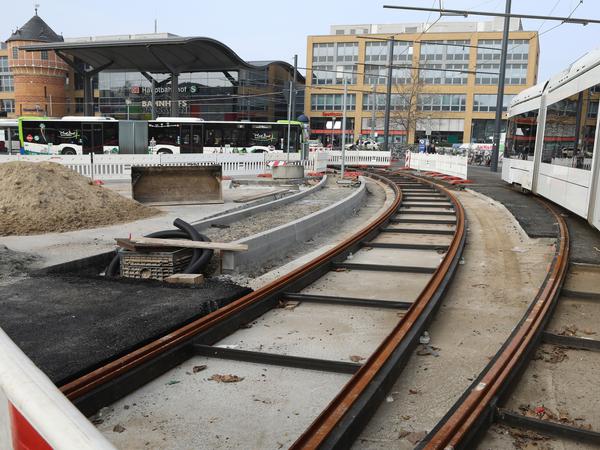 An den Gleisen am Hauptbahnhof wird weiterhin gebaut. 