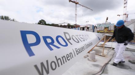 In der Stadtpolitik wird befürchtet, dass die Pro Potsdam nicht mehr bauen kann, wenn sie bei ihren Mietern nicht mehr kassiert.