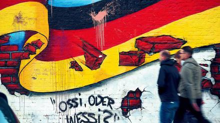 Am 3. Oktober wird der Tag der Deutschen Einheit gefeiert. Doch noch immer gibt es Unterschiede zwischen Ost und West.