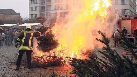 Brennen muss es! Das Knutfest des SC Potsdam ist bereits Tradition.