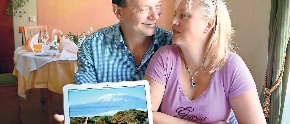Ein alter Traum. Alexander und Kerstin Wendland haben sich ein Jahr lang auf die Besteigung des Kilimandscharo vorbereitet. Ihr Restaurant „Der Butt“ bleibt während der Reise geschlossen.