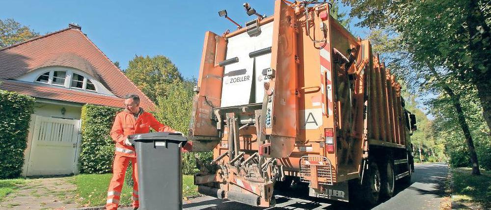 Die Müllentsorgung kostet – und ab 2016 in Potsdam sogar noch mehr.