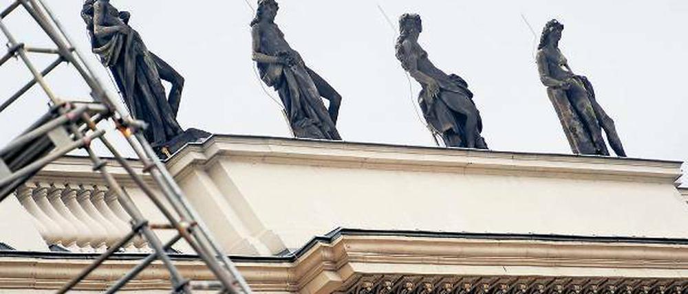 Streitobjekte. Die Attika-Figuren standen einst auf Potsdams Stadtschloss.